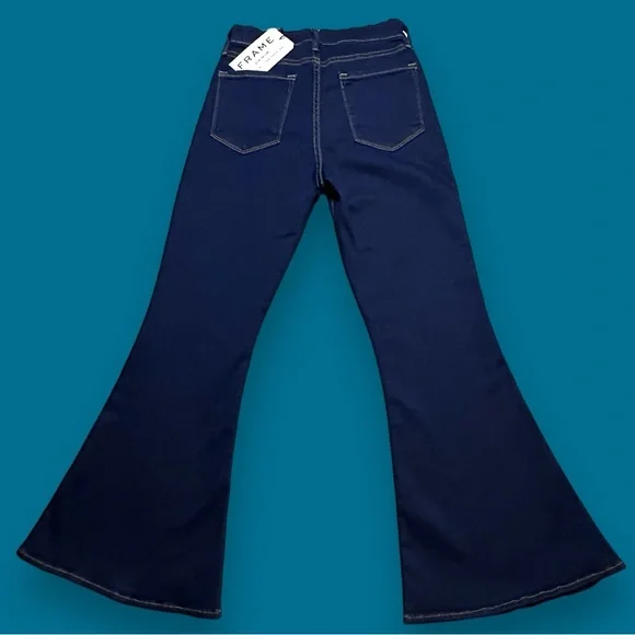 🎉HOST PICK!🎉NWT FRAME Le Bell Cropped Flare Jeans in Deep Indigo Blue. Size 26 - Picture 3 of 13
